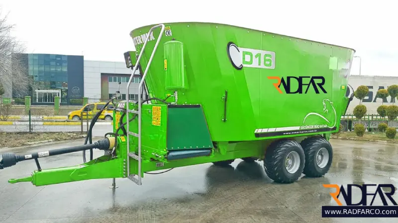 آشنایی با انواع فیدر میکسر؛ کدام مدل برای گاوداری شما بهتر است؟ 6 انواع فیدر میکسر